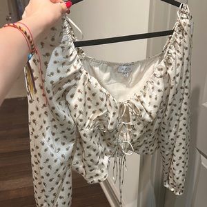 Blouse with flower design
